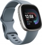 Fitbit Versa 4 activity tracker wasserfallblau/aluminium platinum 